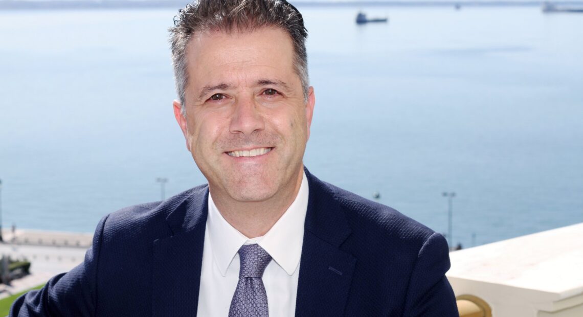 ΠΟΞ: “Με κλειστά ξενοδοχεία, μας εξαιρείτε από τα μέτρα και μας ζητάτε να πληρώσουμε…”
