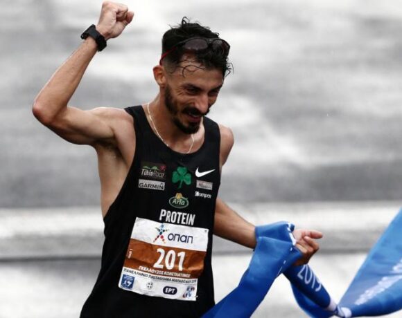 Προετοιμασία στην Κύπρο και μαραθώνιο στη Βαλένθια ο Γκελαούζος