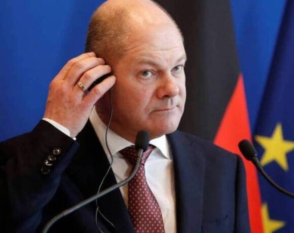 Σολτς: Βήμα προόδου ο συμβιβασμός για τον προϋπολογισμό της ΕΕ