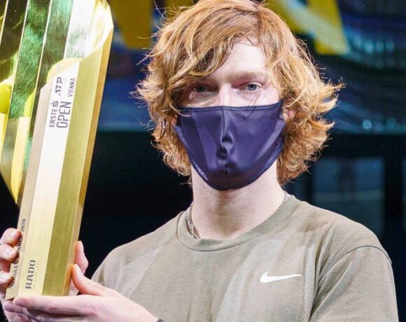 Τίτλος και πρόκριση για τον Ρούμπλεφ