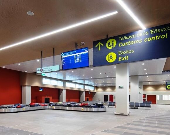 Covid 19 Keeps Greece’s Passenger Traffic Down In October