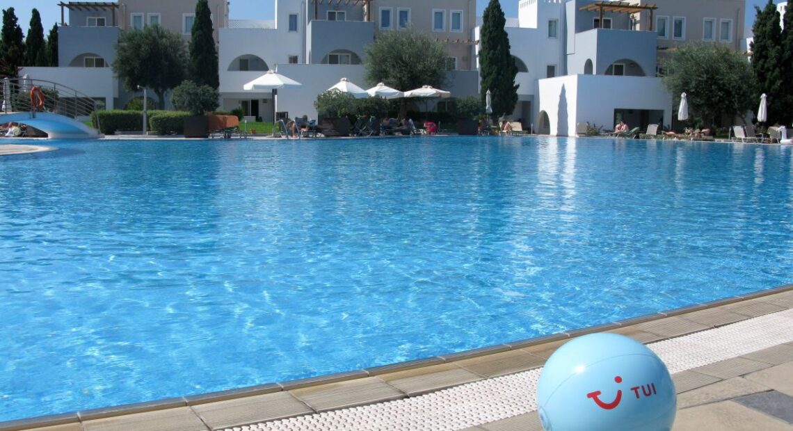 Tui’s Payments Delay Upsets Greek Hoteliers
