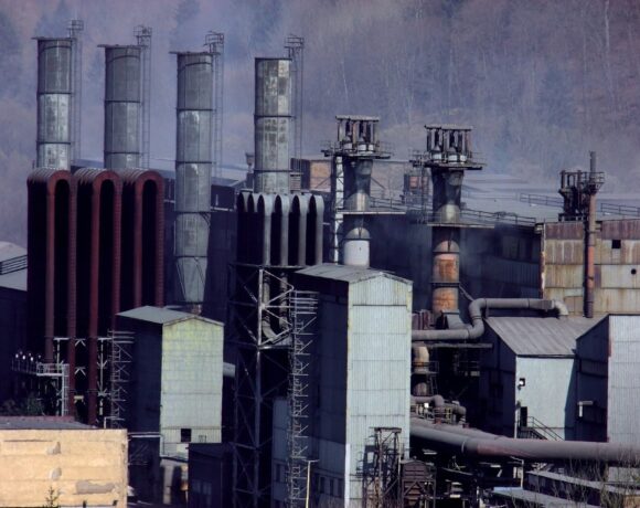 Έρευνα στο Newmoney.gr για την ελληνική βιομηχανία: Πόσα δισ. κέρδισαν 2