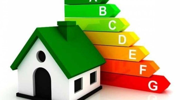 «Εξοικονομώ – Αυτονομώ»: Ανοίγει αύριο η πλατφόρμα – Οσα πρέπει να γνωρίζετε