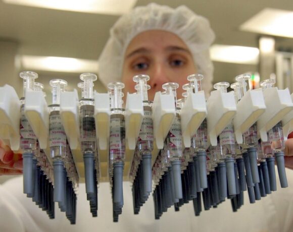 Η Ευρώπη αγοράζει επιπλέον 80 εκατ