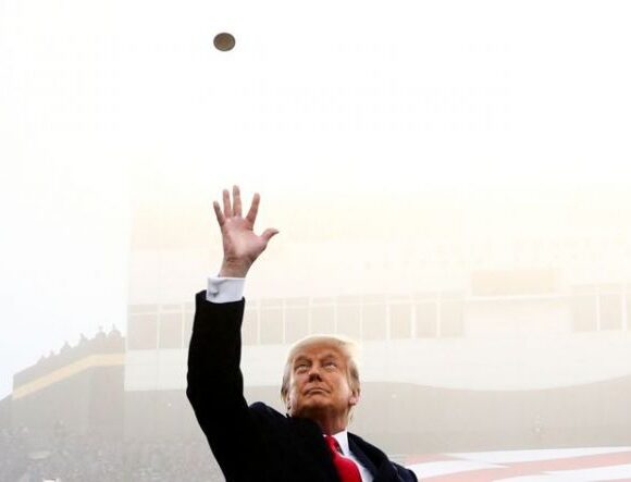 ΗΠΑ : Οι οπαδοί του Τραμπ πιστεύουν ότι… νίκησε και διαδήλωσαν