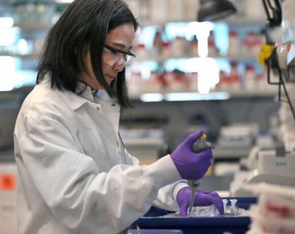 Κορωνοϊός: Πότε έρχονται οι αποφάσεις της ΕΕ για το εμβόλιο της Moderna