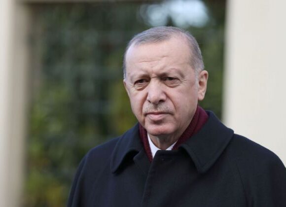 Κυρώσεις στην Τουρκία : Ψυχρολουσία μετά το αμερικανικό χαστούκι – Πλήγμα στο «διαμάντι» του Ερντογάν