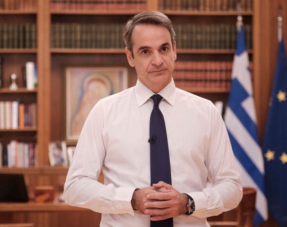 Μητσοτάκης: Δωρεάν και το 2021 τα φάρμακα για τους χαμηλοσυνταξιούχους 