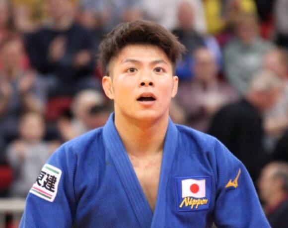 Ο Άμπε συμπλήρωσε την ιαπωνική Ολυμπιακή ομάδα