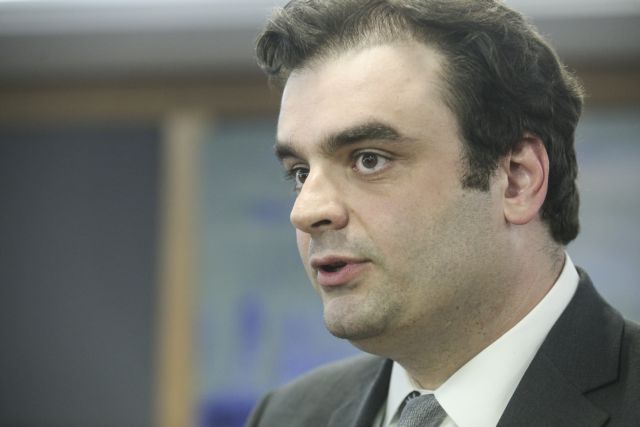 Πιερρακάκης: Φαρμακεία, ΚΕΠ και δύο ψηφιακοί τρόποι για τον εμβολιασμό