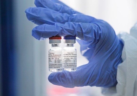 Ρωσία – κορωνοϊός: Το δεύτερο εμβόλιο Epivaccorona άρχισε να διατίθεται προς χρήση