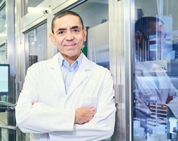 Σαχίν (bionΤech): Ο κορωνοϊός μπορεί να είναι μαζί μας τα επόμενα 10 χρόνια