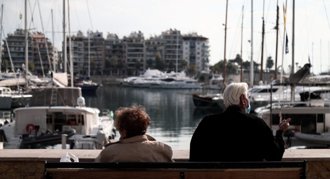 Συντάξεις Ιανουαρίου: Πότε θα καταβληθούν τα ποσά – Όλες οι ημερομηνίες