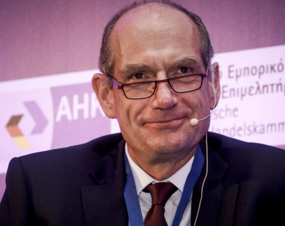 Τετ α τετ Czurda με το προεδρείο της ΟΤΟΕ – Τι είπε ο Ceo του ΤΧΣ για το «μαχαίρι» στο δίκτυο
