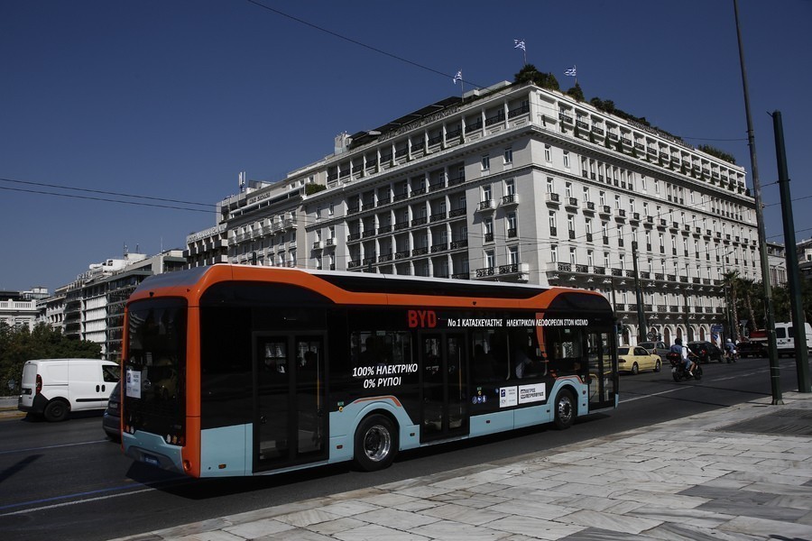 Το ηλεκτρικό λεωφορείο της Byd Πρωτοχρονιά στην Αθήνα