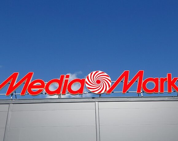 Media Markt: Ανοιχτά δύο κεντρικά καταστήματα για τους επαγγελματίες