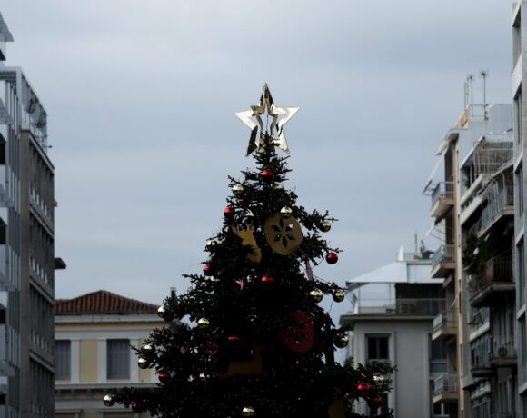 Nέα τοπικά Lockdown, χαλάρωση μετά τις 20 Ιανουαρίου και… αν