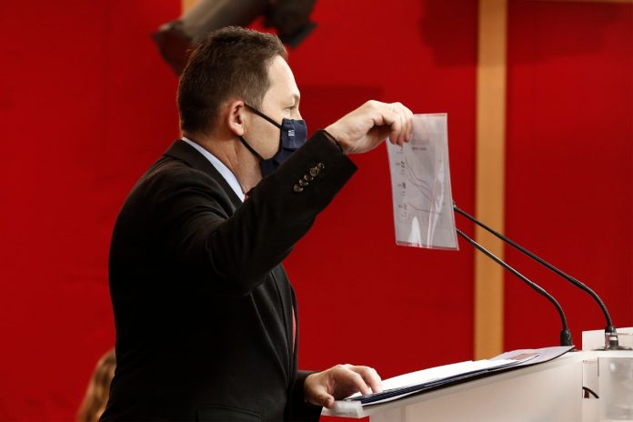 Persistent Covid 19 Curve Forces Greece To Extend Lockdown