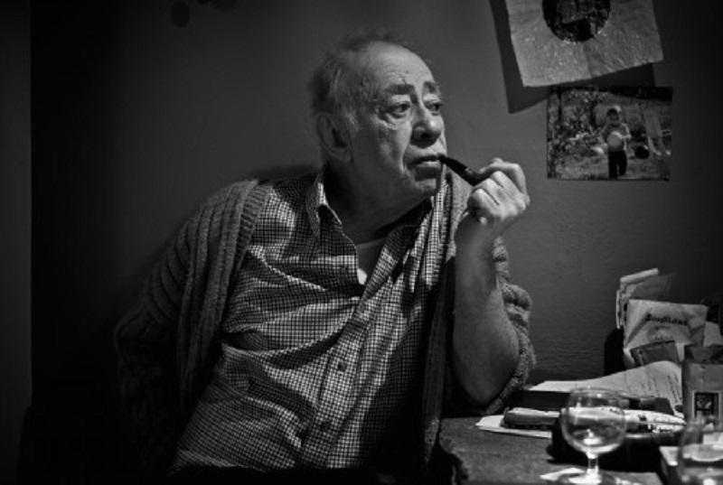 Βασίλης Αλεξάκης : Ειρωνεία και έρωτας στην πεζογραφία του συγγραφέα του Τάλγκο