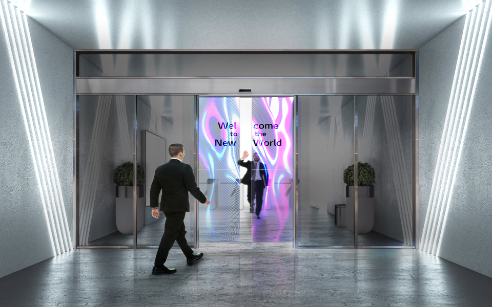 Η πρώτη Transparent Oled Automatic Door για επαγγελματικούς χώρους