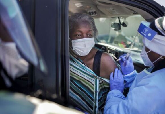 Κοροναϊός – Βρετανία : «Έχουμε ελλείψεις σε οξυγόνο» παραδέχεται ο Τζόνσον