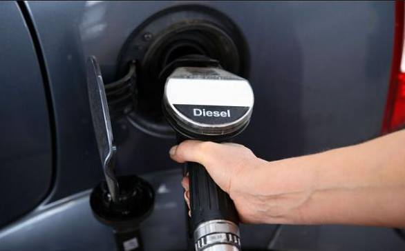 «Μπλόκο» στα παράνομα Diesel – Έλεγχος των ρυπογόνων αυτοκινήτων σε Αθήνα και Θεσ/νίκη