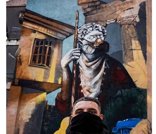 Οι καλλιτέχνες του δρόμου ξορκίζουν την πανδημία