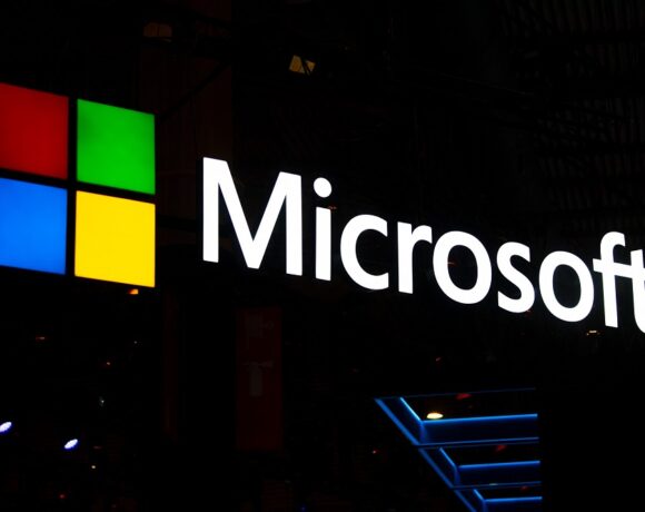Ρώσσοι Hackers παραβίασαν το δίκτυο της Microsoft