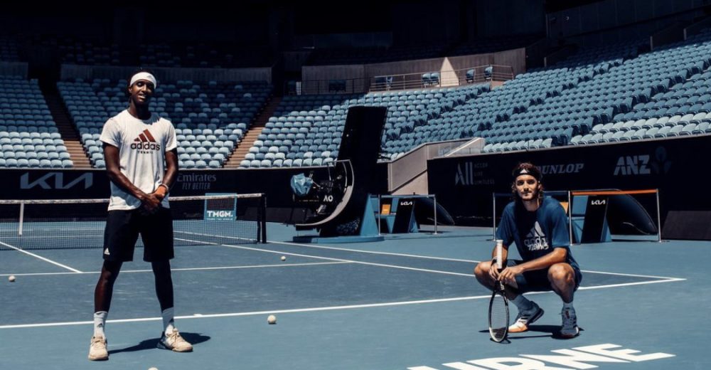 Σε φουλ ρυθμούς ο Τσιτσιπάς