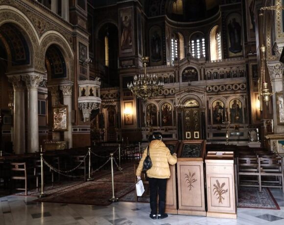 ΣτΕ: Νόμιμα τα περιοριστικά μέτρα για λειτουργία των Εκκλησιών τα Θεοφάνεια