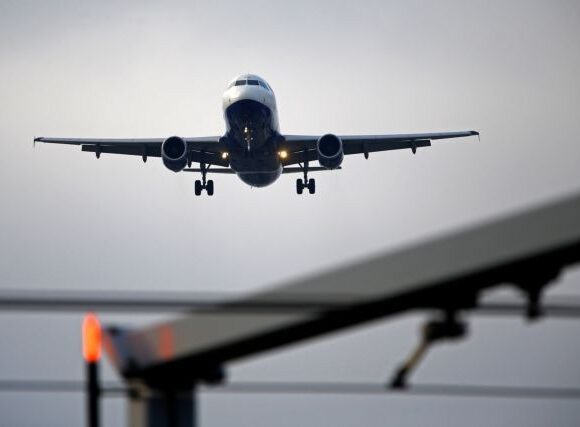 ΥΠΑ: Παράταση ΝΟΤΑΜ για πτήσεις εσωτερικού έως 18 Ιανουαρίου – Μόνο οι ουσιώδεις πτήσεις