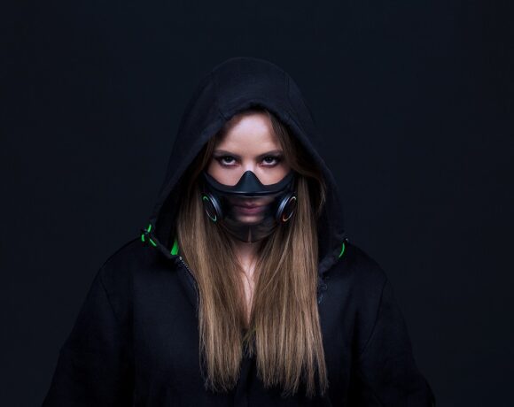 Project Hazel: Η έξυπνη μάσκα της Razer για την εποχή του Covid 19 [ces 2021]