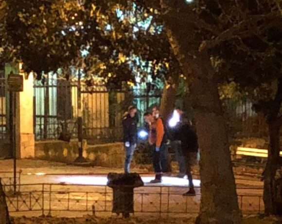 Έκρηξη αυτοσχέδιου εκρηκτικού μηχανισμού έξω από τα δικαστήρια της Ευελπίδων