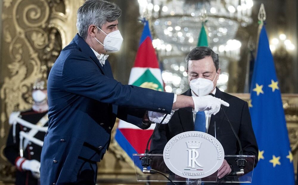 Αλλαγή σελίδας στην Ιταλία – Ορκίστηκε η νέα κυβέρνηση του Μάριο Ντράγκι (vid)