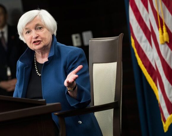 Γέλεν: Οικονομική ενίσχυση για εργαζόμενους με ετήσιο εισόδημα 60