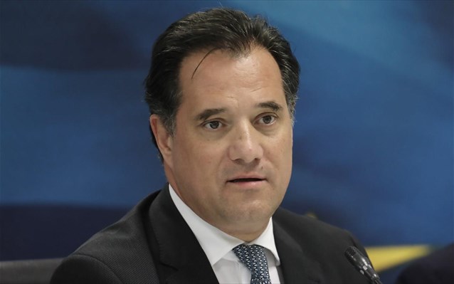 Γεωργιάδης: Το θέμα δεν είναι μόνο η πανδημία αλλά και πώς θα μείνει ζωντανή η οικονομία (vid)