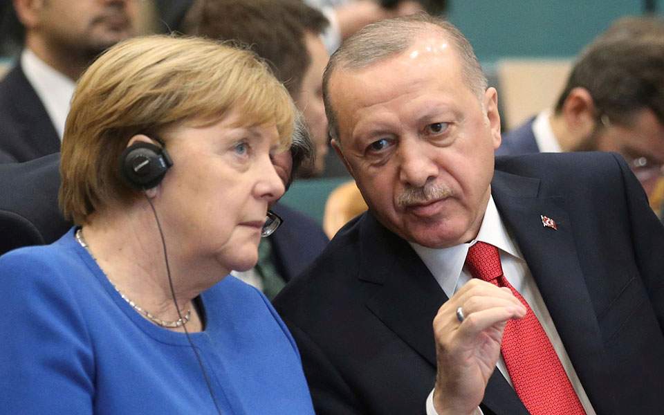 Ερντογάν: Ζήτησε από τη Μέρκέλ σύνοδο Τουρκίας – Ευρωπαϊκής Ένωσης