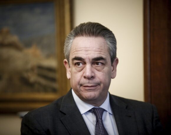 Μίχαλος: Nα υπάρξει ακόμη πιο ενισχυμένη βοήθεια προς τις επιχειρήσεις