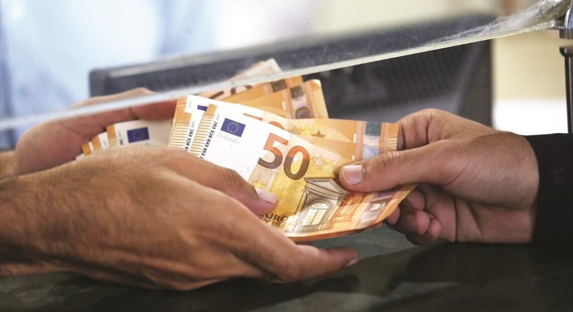 Μακροχρόνια άνεργοι: Πότε θα καταβληθεί το επίδομα των 400 ευρώ από τον ΟΑΕΔ