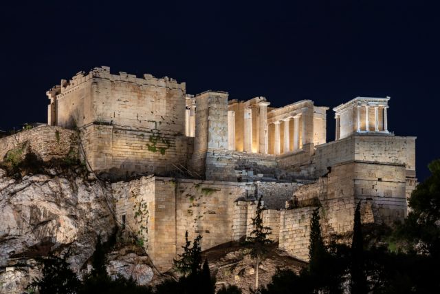 Νέα αντιπαράθεση για τα έργα στην Ακρόπολη