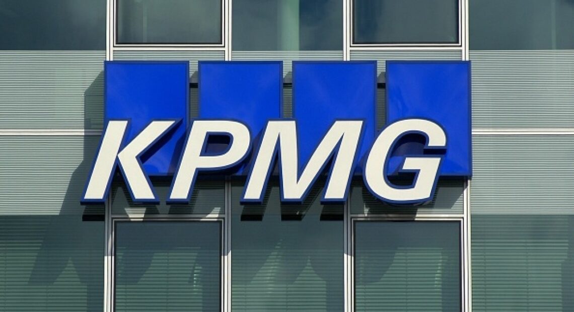 Παρελθόν ο πρόεδρος της Kpmg που ζήτησε από το προσωπικό να μην γκρινιάζει για τον κορωνοϊό