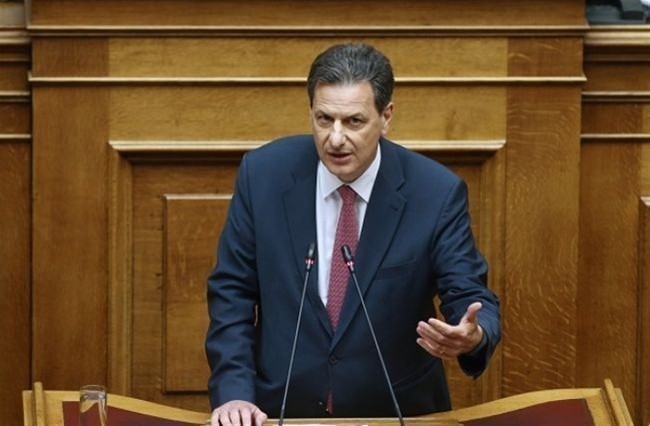 Σκυλακάκης: Προς επανεξέταση το όριο αποδείξεων 30% και τα τεκμήρια διαβίωσης (vid)