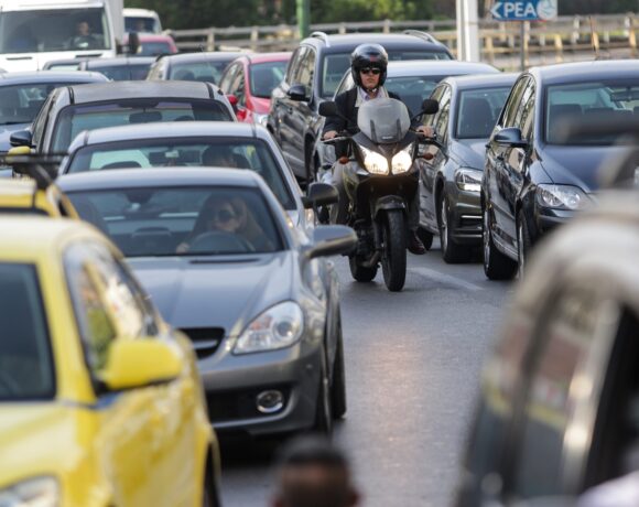 Τέλη κυκλοφορίας 2021: Αντίστροφη μέτρηση για την κατάθεση πινακίδων Ι