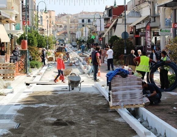 Τα έργα ανάπλασης και η αξιοποίηση εμβληματικών κτιρίων αναβαθμίζουν το κέντρο της Αθήνας
