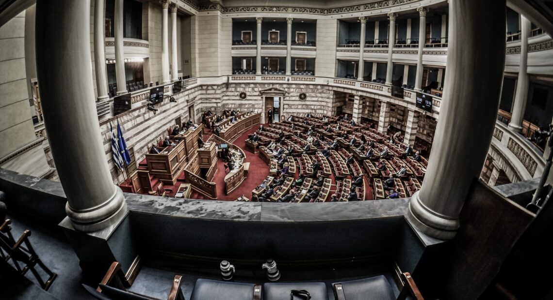 Ψηφίστηκε το νομοσχέδιο του ΥΠΟΙΚ για απογραφή και ρυθμίσεις για την αντιμετώπιση των επιπτώσεων της πανδημίας