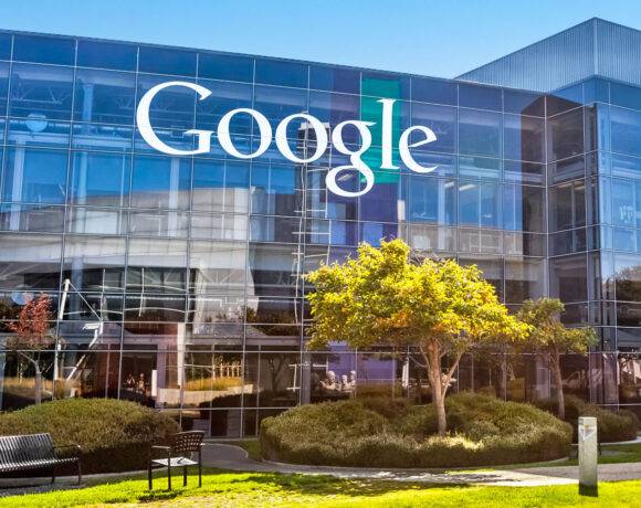 Google: Παγκόσμια συμφωνία με τη News Corp του Μέρντοχ για την παροχή ειδήσεων