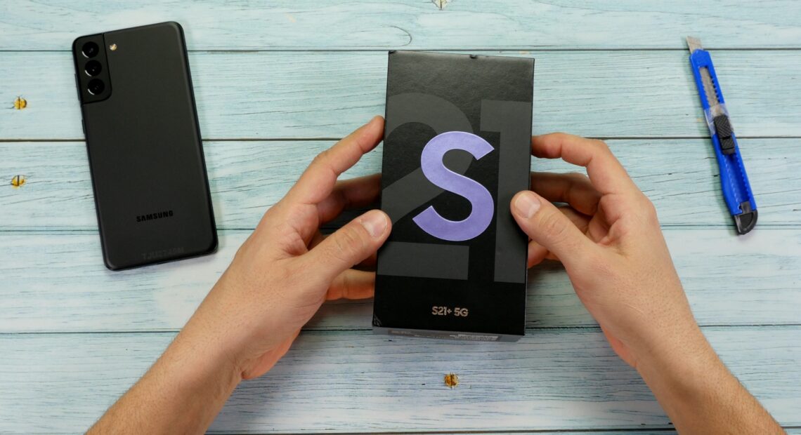 Samsung Galaxy S21+ Unboxing Phantom Violet