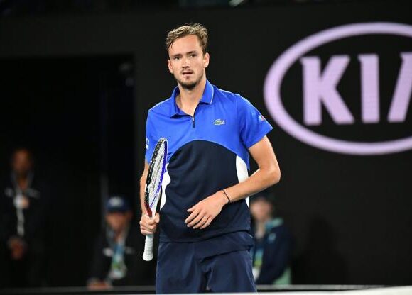 Αποκλείστηκε ο Μεντβέντεφ