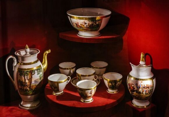 «Αρχαιολατρεία και Φιλελληνισμός»: Εντυπωσιακή έκθεση στο Μουσείο Κυκλαδικής για τα 200 χρόνια από την Επανάσταση